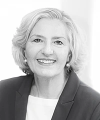 Sharon Therese Strocchia headshot