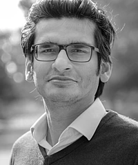 Ali Raza headshot
