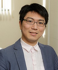 Tomohiro Ono headshot