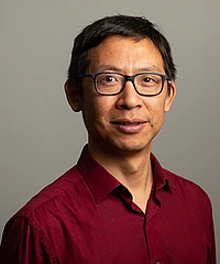 Yan Liu headshot