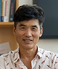 Sebastian Seung headshot