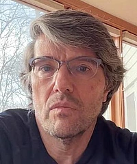 Gerardo Ortiz headshot