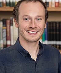 Callum W. Fairbairn headshot