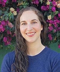 Hannah Wohl headshot
