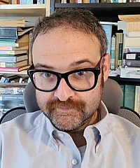 Noah Millstone headshot