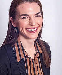 Emily Wilcox headshot