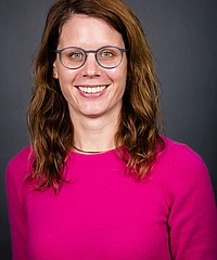 Beatrix Muehlmann headshot