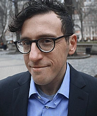 Stephen Vider headshot