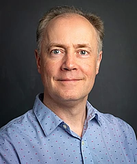 Thomas Robert Travers headshot