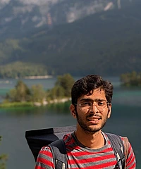 Yash Deshmukh headshot