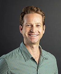 Alexander Englert headshot