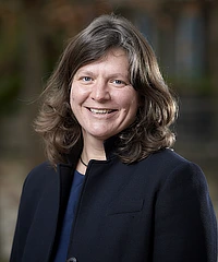 Katharina Heyden headshot