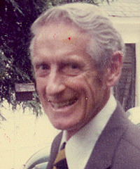 Deane Montgomery headshot