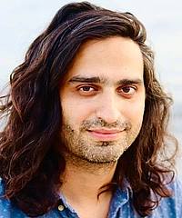 Julian Sahasrabudhe headshot