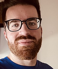 Mark Huggins headshot