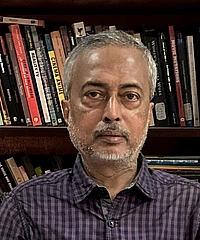 Moinak Biswas headshot