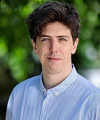 Thomas Kelly headshot