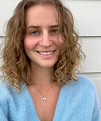 Yelena Mandelshtam headshot