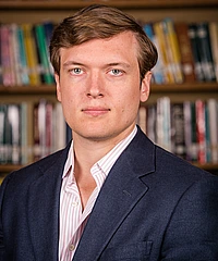 Alexander Dittmann headshot