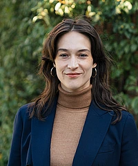 Emilie Connolly headshot