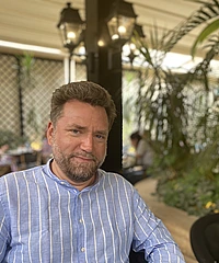 Garrett Allen Davidson headshot