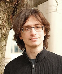 Noah Miller headshot