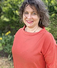 Susan  Alice McDonough headshot