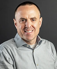 Robert M Strain headshot