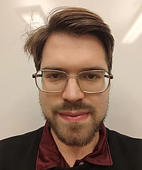 Petr Naryshkin headshot