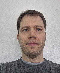 Zsolt Patakfalvi headshot