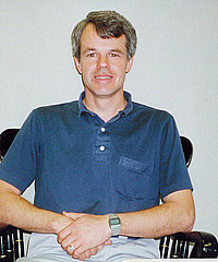 Jonathan Sands headshot