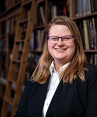 Agnieszka Szymanska headshot