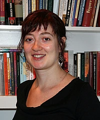 Anya Bernstein headshot