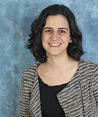 Carolina Cuesta-Lazaro headshot