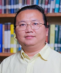 Bingyu Zhang headshot