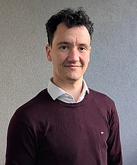 Jakob Robnik headshot