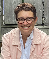 Susan Dackerman headshot