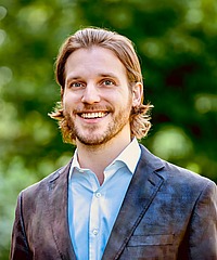 Benjamin Matthew Barson headshot