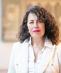 Snezana Lawrence headshot