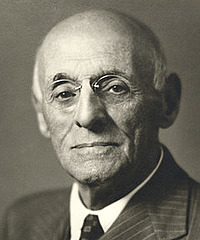 Abraham Flexner headshot