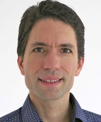 Valentin Blomer headshot