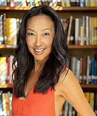 Jennifer Lee headshot