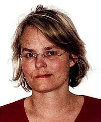 Ruth Bielfeldt headshot