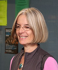 Sarah Hutton headshot