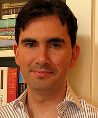 Nicholas Lithgow Paul headshot