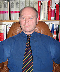 MacGregor Knox headshot