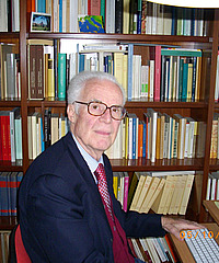 Leandro Polverini headshot