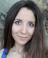 Ana Caraiani headshot