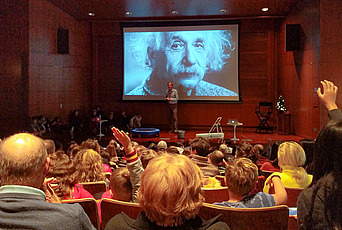 Robbert Dijkgraaf during the IAS Family Science Talk "Einstein's Dream"