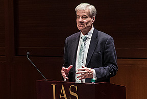 Jonathan Haslam speaks at the podium in Wolfensohn Hall at the IAS